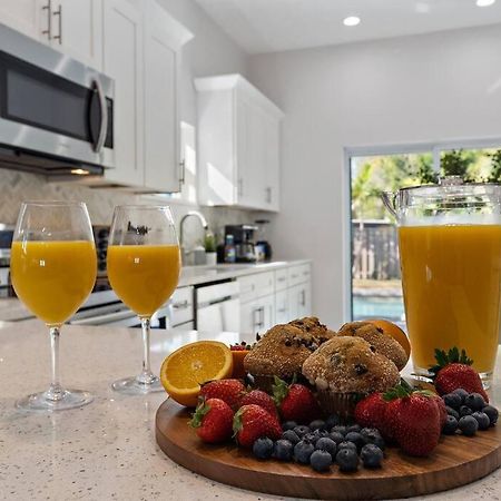 Вилла Florida Getaway With Backyard Pool Oasis Сарасота Экстерьер фото